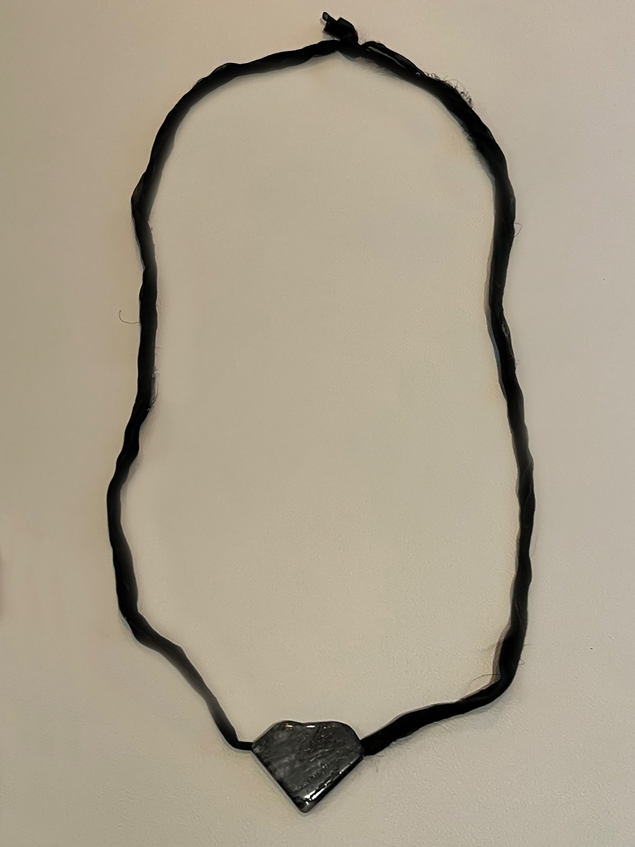 Necklace in black chiffon with heart